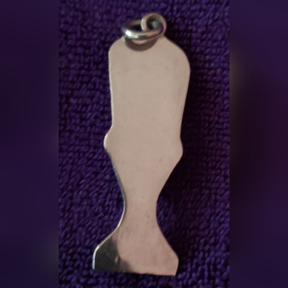 Vintage Egyptian Queen - Picture 3 of 8